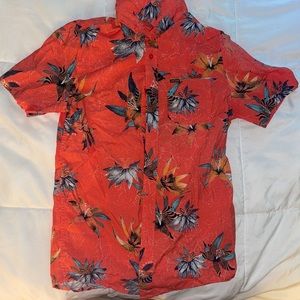 Collared Hawaiian pattern Volcom t shirt
